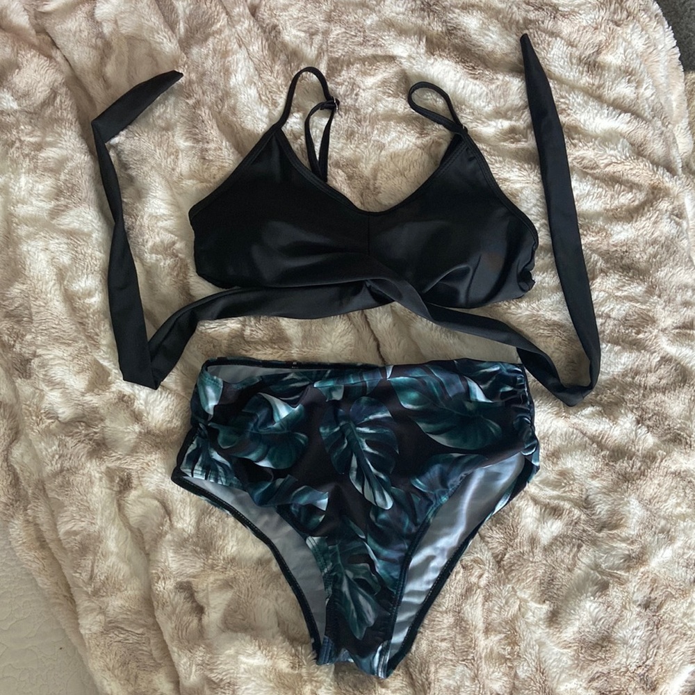 High waisted bikini set